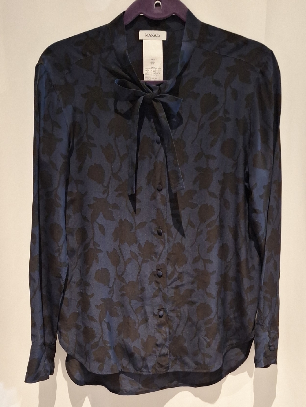 Max & Co. Navy and Black Floral Tie-Neck Button-Front 100% Silk Blouse Size 8